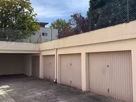 location de garage quartier montmuzard