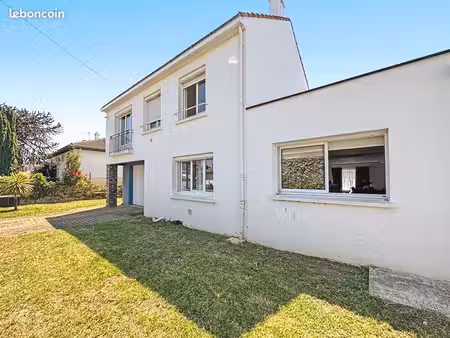 maison 6 pièces 170 m²