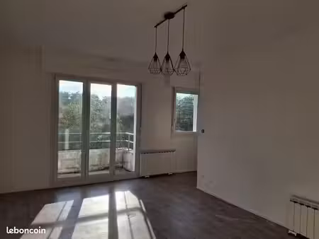 bel appartement 1 pièce metz queuleu proche place mazelle