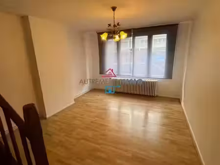 location appartement 2 pièces 59.7 m² à arras (62000)  670 €