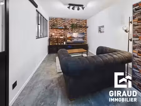 location meublée appartement 2 pièces 32.96 m² à fontenay-le-comte (85200)  650 €