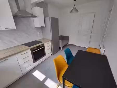 location meublée appartement 4 pièces 64 m² à asnieres-sur-seine (92600)  650 €