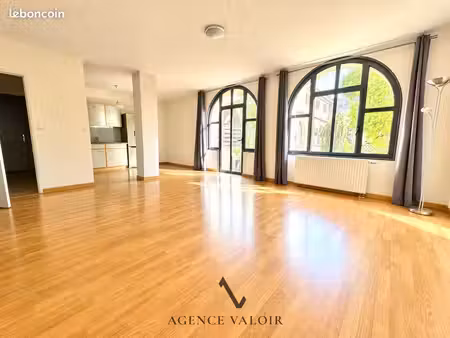 appartement 4 pièces 91 m²