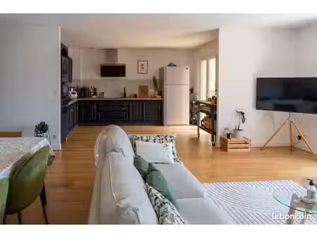 appartement 3 pièces 78 m²