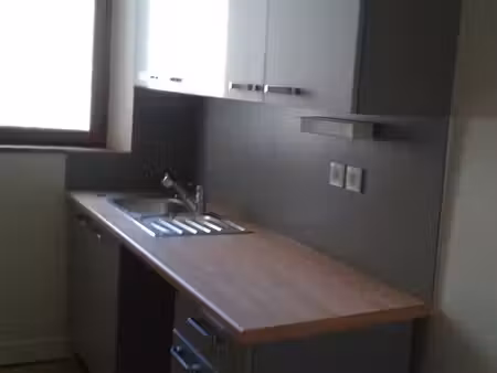 trois pièces proche utt iut