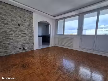 appartement 3 pièces 64 m²