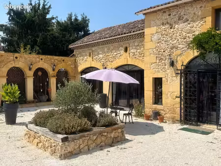 a louer maison en pierre meublée avec ou sans piscine selon souhait - lanquais