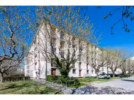 appartement 2 pièces 50 m²