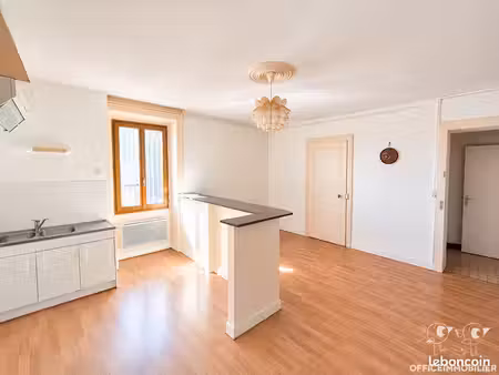 appartement 2 pièces 86 m²