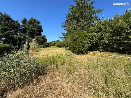terrain 825 m² anse