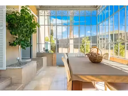 local commercial restauration/ restaurant