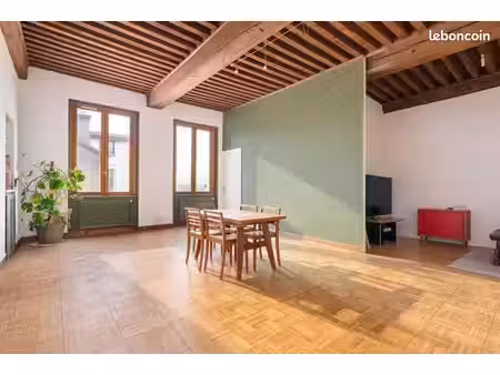 appartement 3 pièces 63 m²