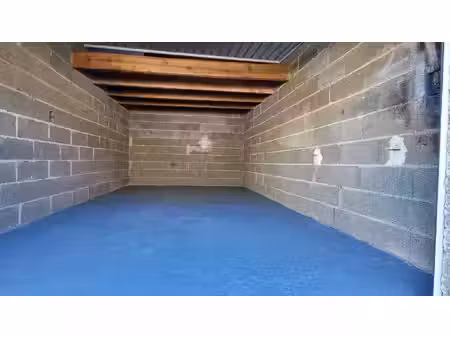 palavas garage 15 m² + mezzanine à louer