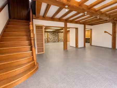 uniquement chez girardi immobilier  local d'activité sur la