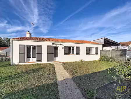 maison challans 3 pièces 70 m2 + dépendances
