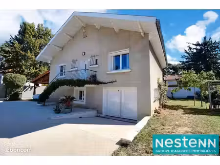 propriété 5 pièces 115 m²