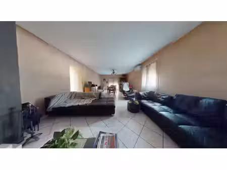 grande maison avec 2 500 m² de terrain - cugnaux