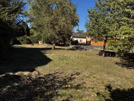 grand terrain constructible à leutenheim
