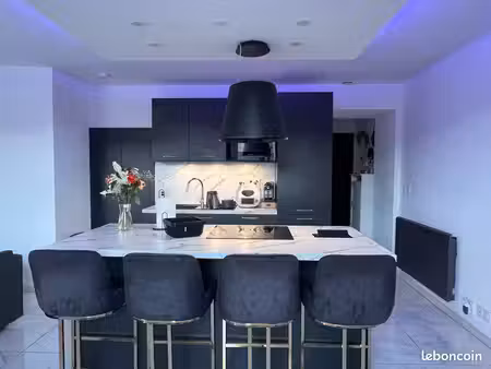 à louer – appartement 3 pièces meublé de 55 m² à collonges