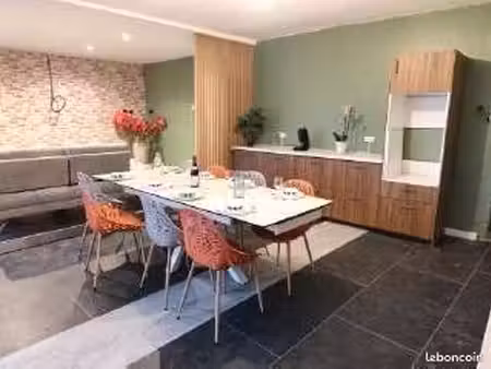 chambre dans maison 300 m2