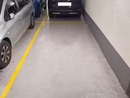 1er sous-sol - paris 4 - parking mayenne