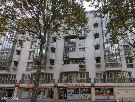 ventr parking angle boulevard voltaire  rue charonne pres de la mairie paris 11ème