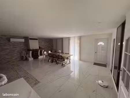 à vendre – maison familiale de 140 m² avec piscine