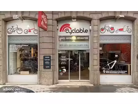 local commercial 133 m²