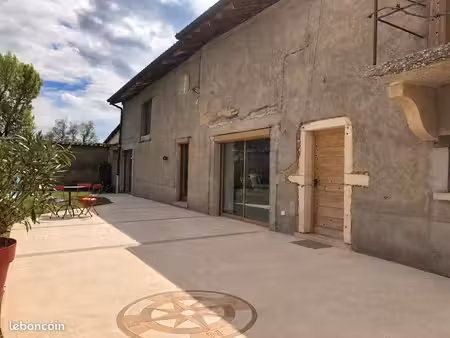ferme rénovée 205 m² – 4 chambres – terrain 2 000 m² – saint-trivier-sur-moignans