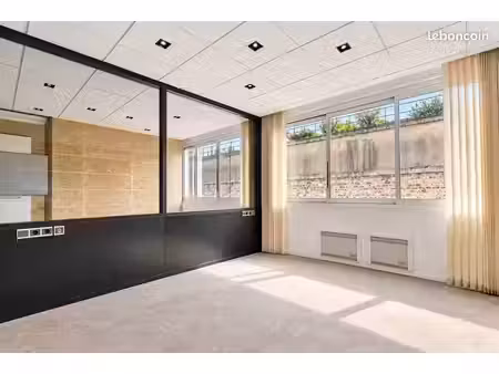 bureaux 90 m²
