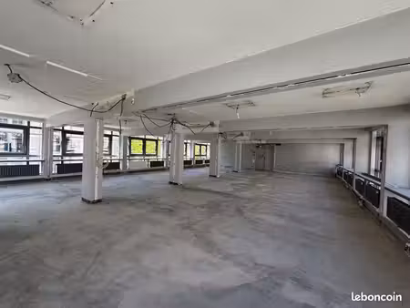 bureaux 570 m²