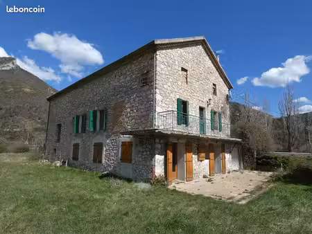 grange 6 pièces 147 m²