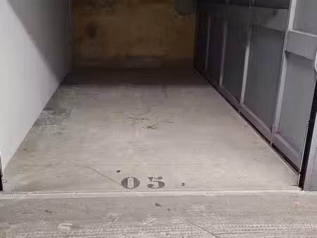 box / garage sécurisé