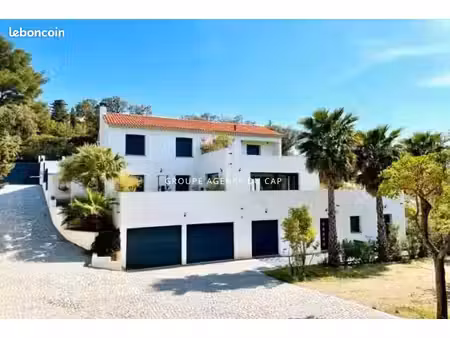 villa 11 pièces 300 m²