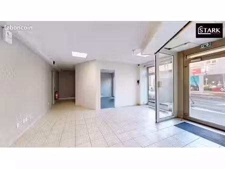 local commercial 141 m² belfort
