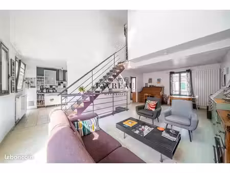 maison 8 pièces 160 m²