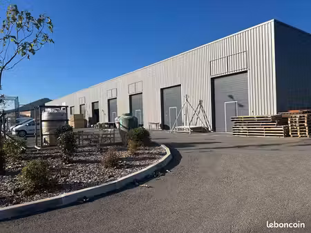 local commercial 130 m²