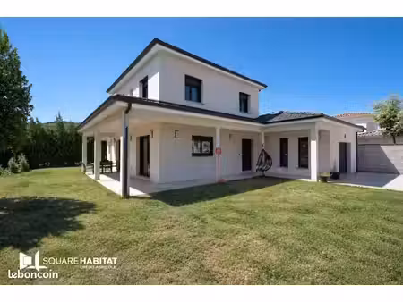 maison 6 pièces 147 m²