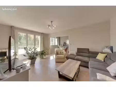 appartement 5 pièces 84 m²
