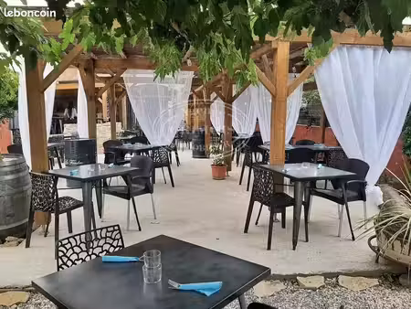 fonds de commerce 250 m² homps