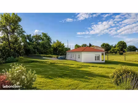 projet de construction d'une maison 82 m² avec terrain à peaugres (07)