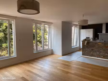 t3 80 m² – hyper-centre rive gauche – sans vis-à-vis – vue parc
