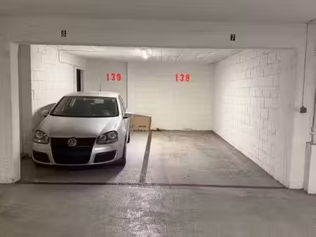 emplacement parking à louer - porte de montreuil