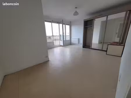 appartement 1 pièce 32 m²