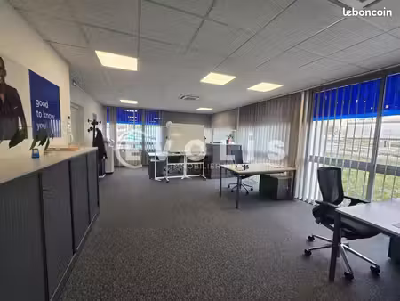 bureaux 164 m²