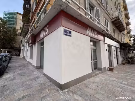 local commercial 33 m²