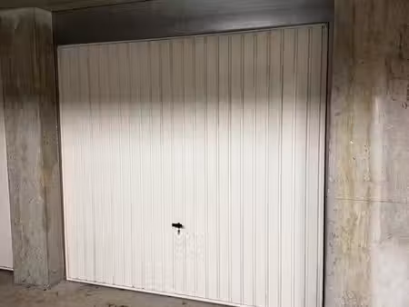 garage à louer