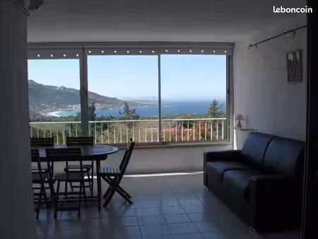 f2 61 m2 vue mer exceptionnelle situé à 5 mns des plages