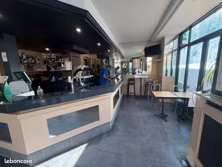 local commercial