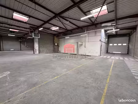 local 1730 m² neuilly-sur-marne